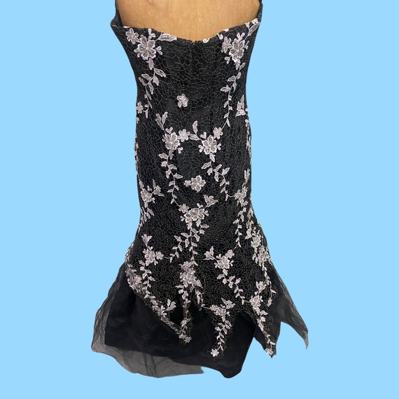 Vintage 1980's Strapless Black Satin W/ Silver Fl… - image 9