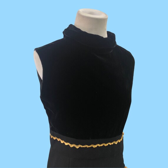 Vintage 1960's Pat Sandler Black Velvet  Bodice D… - image 6