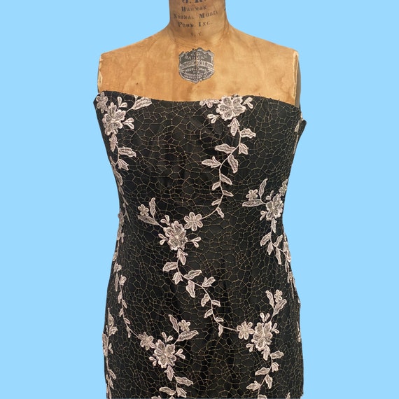 Vintage 1980's Strapless Black Satin W/ Silver Fl… - image 2