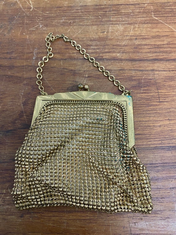 Vintage 1940s Whiting & Davis Small Gold Mesh Chan