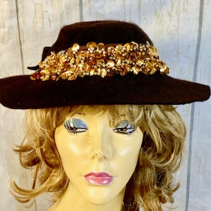 Beautiful Dark Brown Felt Vintage Ladies Hat Gold Leaf & Pearl Band