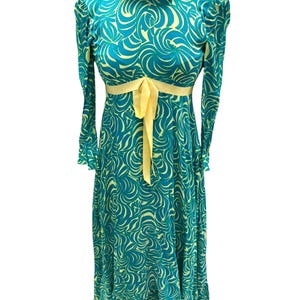 70er Jahre Vintage Boho Grün Swirl Muster W / Gelb Band Seide Maxi Kleid XS - Small