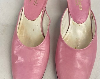 Vintage Mid Century Pink Leather Slippers Made In Spain Size 8 B
