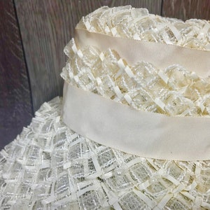 Vintage Ladies Summer Faux Layered Straw W/ Ribbon Wide Brimmed Hat Union Made image 9