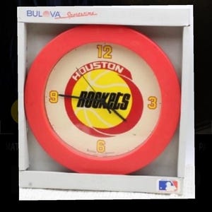Houston Rockets NBA Bulova Classic Sports Time Wall Clock Vintage 1992 New in packaging unused. Man-Cave / Bar room Décor/ Club House/ Bench