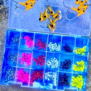 Fishing Jig Heads 360 Count Tennessee Handmade Assortment 6 Popular Colors 3 Sizes Slay Crappie & Other Fish Custom Colors n Sizes Available