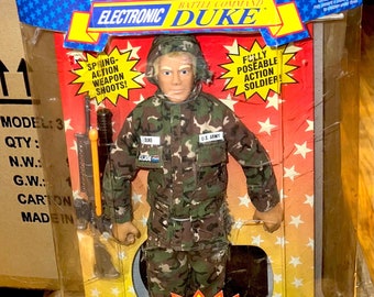 Hasbro Vintage GI Joe Hall of Fame Duke Action Figure Doll
