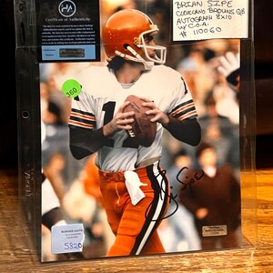 Brian Winfield Sipe signed 8x10 photograph of the former NFL Cleveland Browns Quarterback with  autograph authentication.  COA