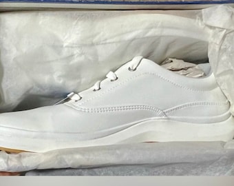Keds nursing shoes 2025