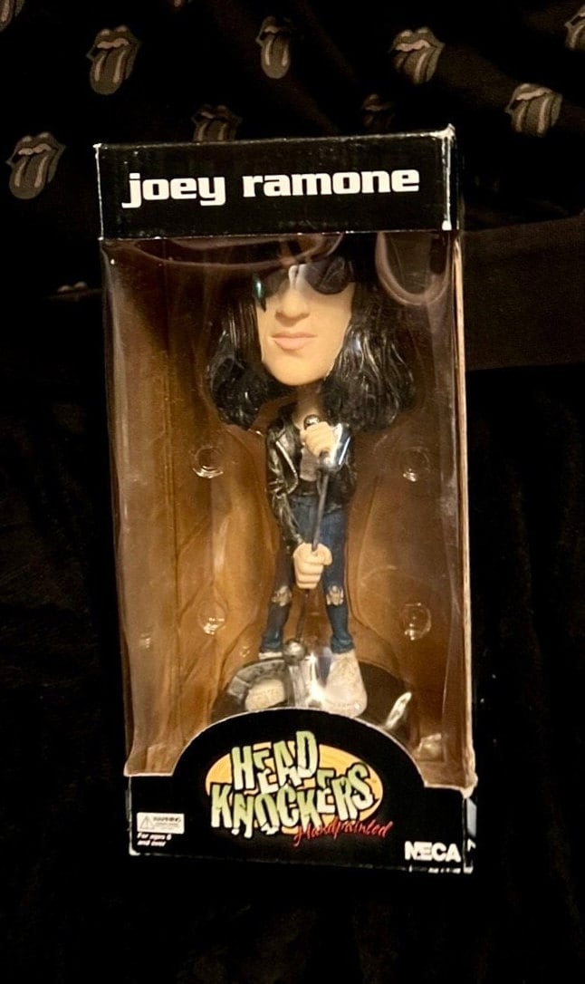 Ramones Vintage 2002 Rare Joey Ramone Hand Painted Limited Ramones Vintage 2002 Rare Joey Ramone Hand Painted Limited