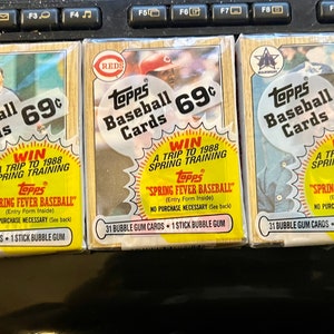 3 cromos de beisebol Topps selados de 1987 com 31 cartas e 1 chiclete por pacote