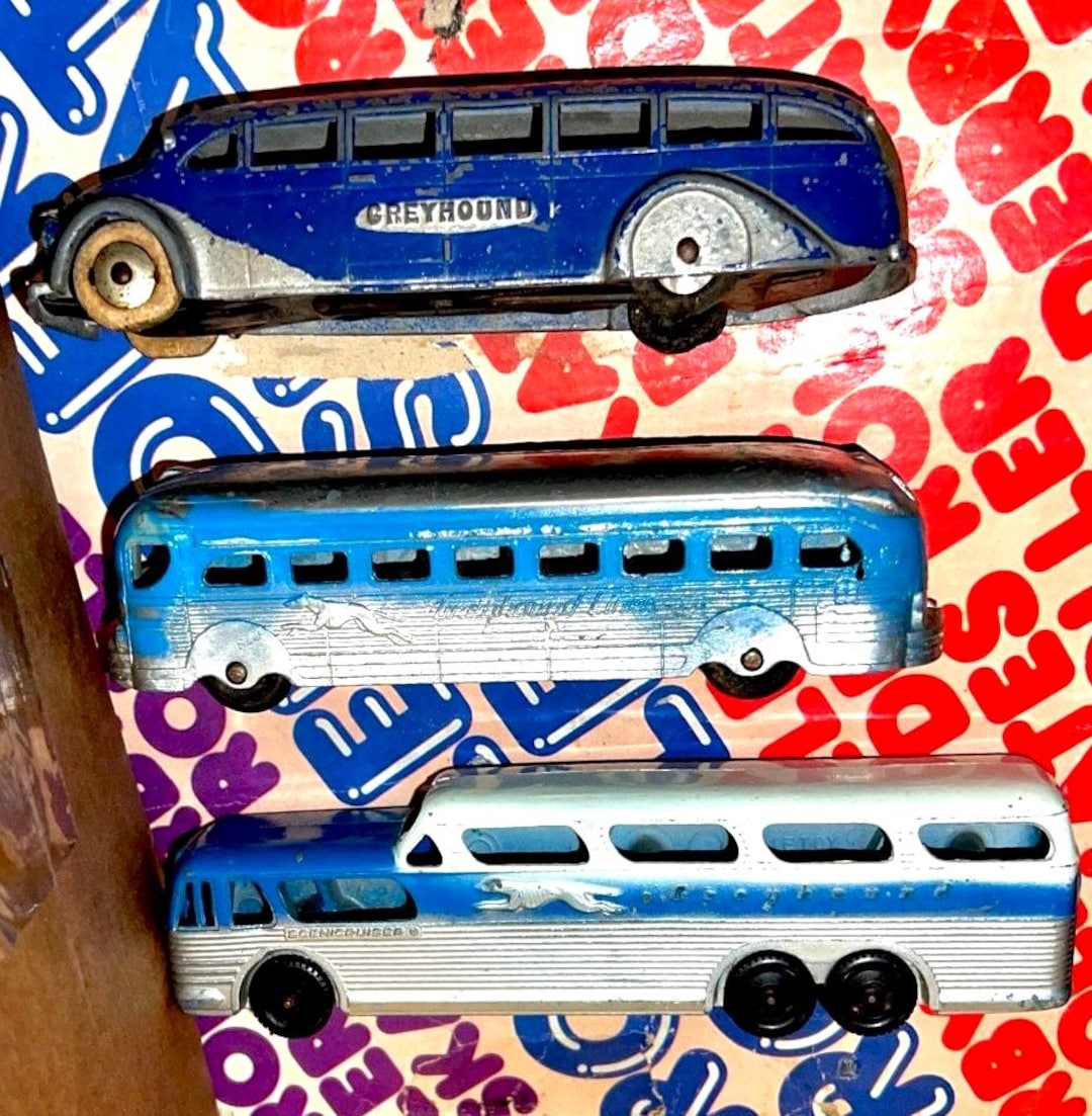 Tootsietoy Greyhound Buses 1930s-1950s Three Decades of the - Main Image