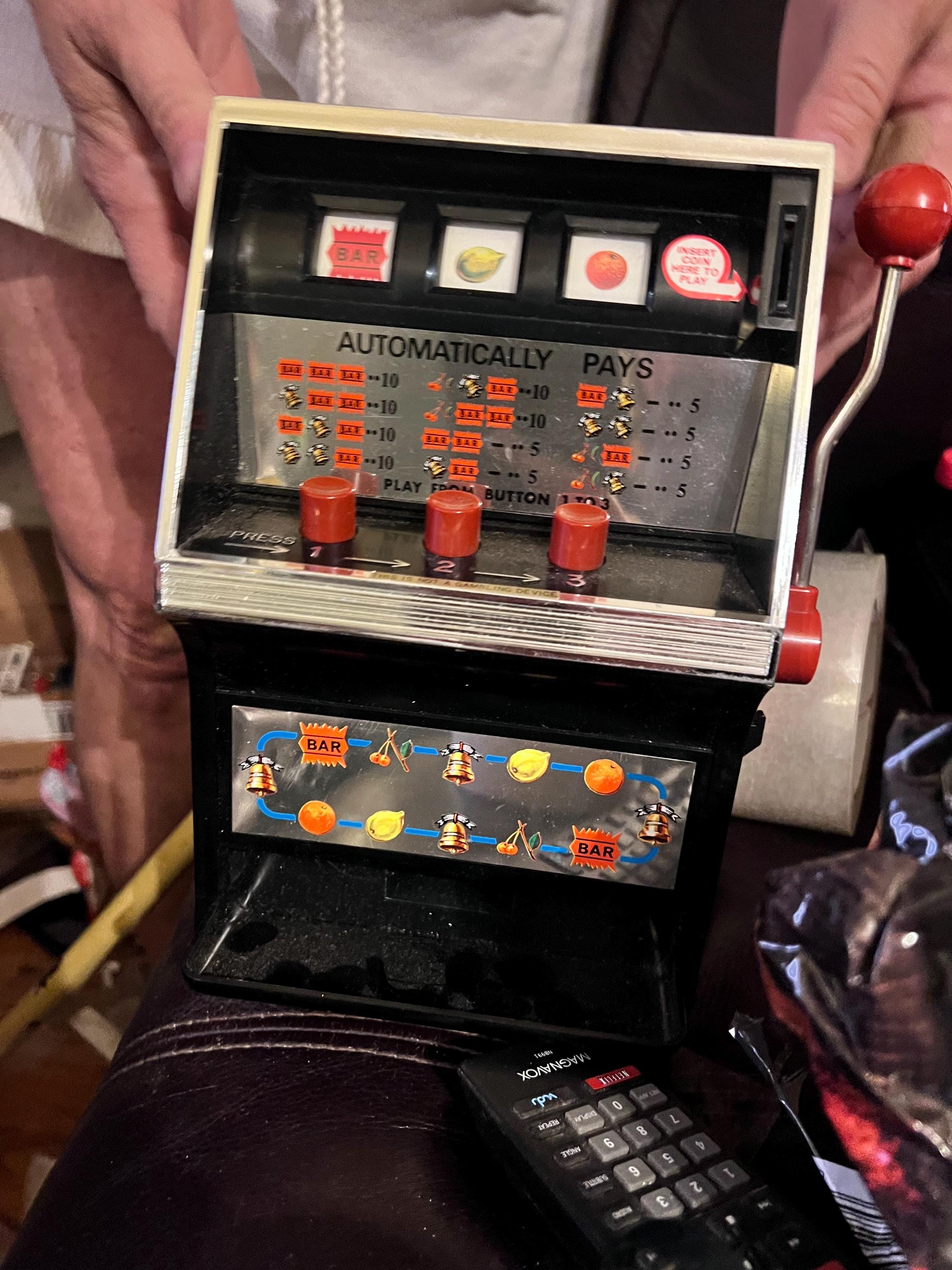 Waco slot machine - Etsy 日本