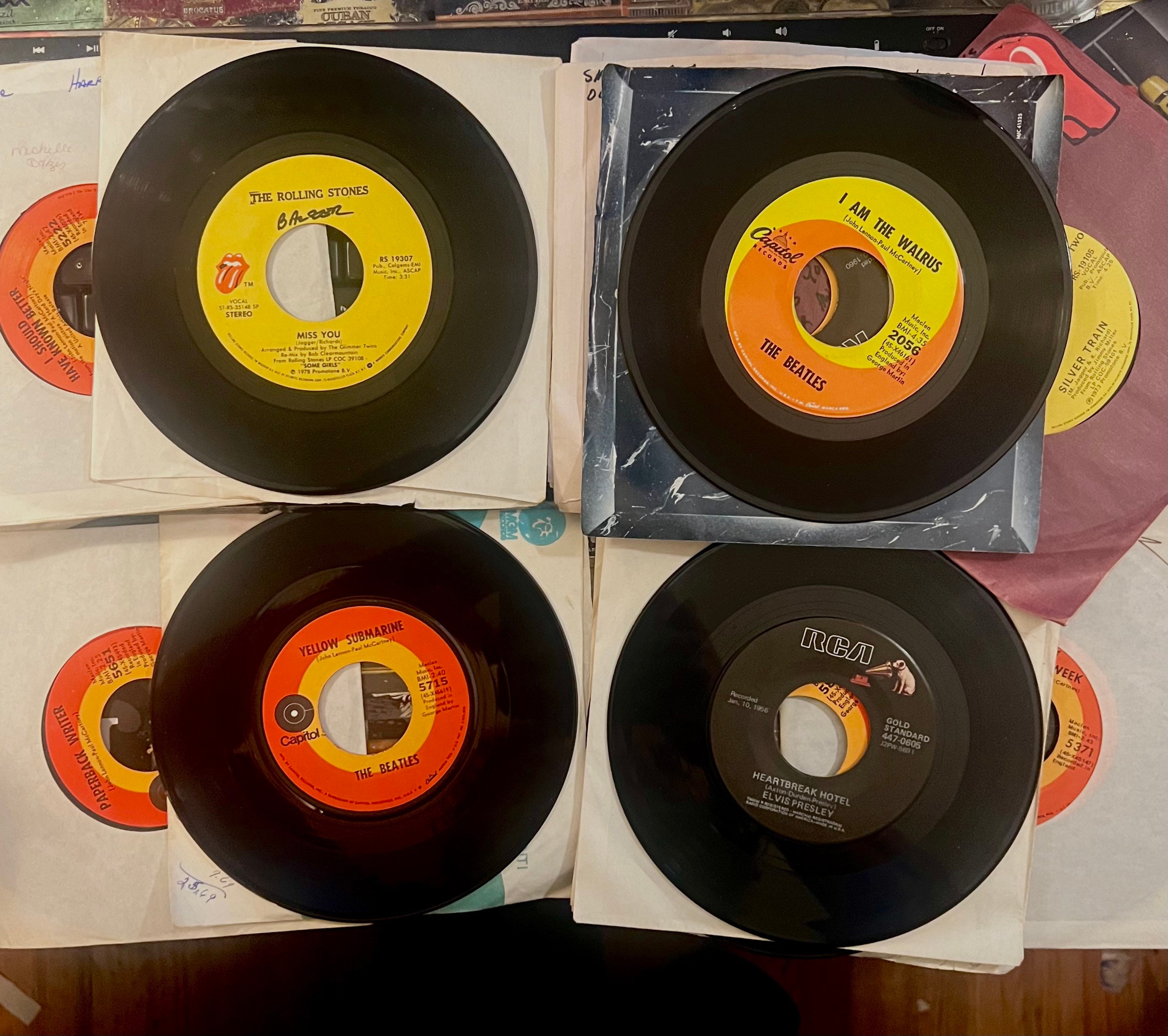 Lote de discos de vinilo antiguos de 7 pulgadas y 45 RPM para decorar o  crear arte de pared LP