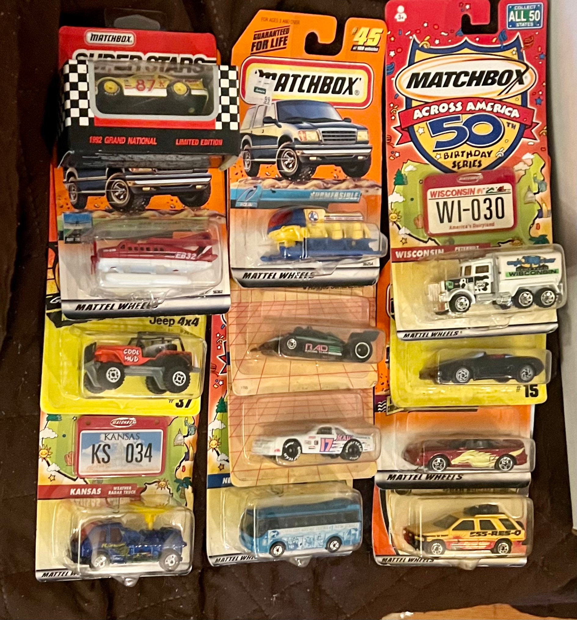 matchbox シリーズ ヴィンテージカー　まとめ売り 15点 Vintage Linsey Matchbox 1966 & 1968 Collector Cases Each Holds 48
