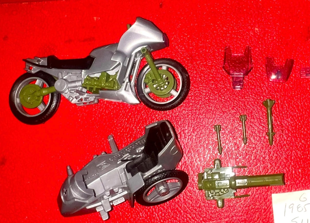 GI.joe (アクションマン) バイクとサイドカー　1970年代　ビンテージ G. I. Joe 1985 Silver Mirage Motorcycle and Sidecar! A Real