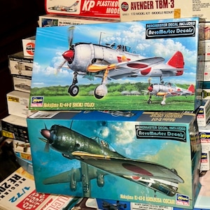 Hasegawa 1/72 Scale Military Aircraft. Nakajima KI 43 II Hayabusa (Oscar) Nakajima Ki 44 II Shoki Itojo. Both Complete with sealed parts.