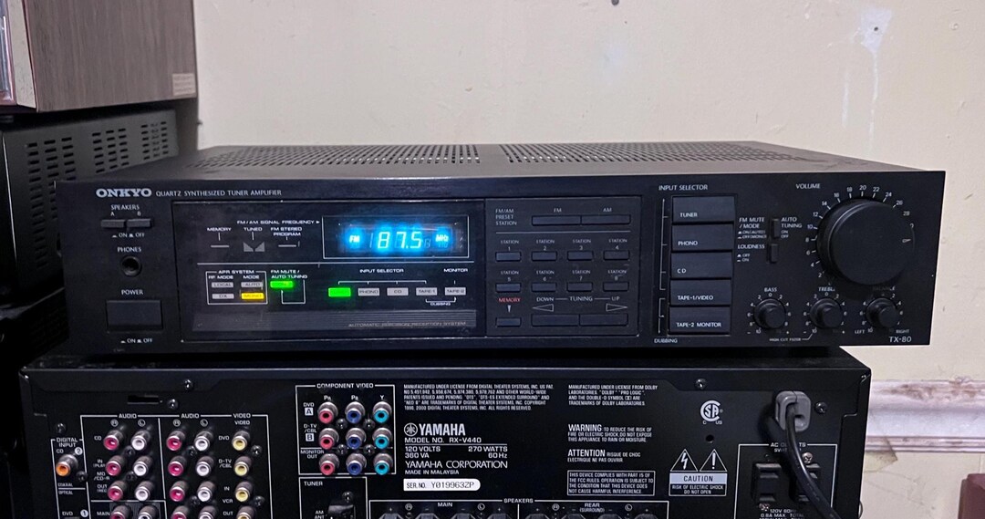 Onkyo TX-80 Quartz Synthesized Tuner Amplifier. Vintage 1980's