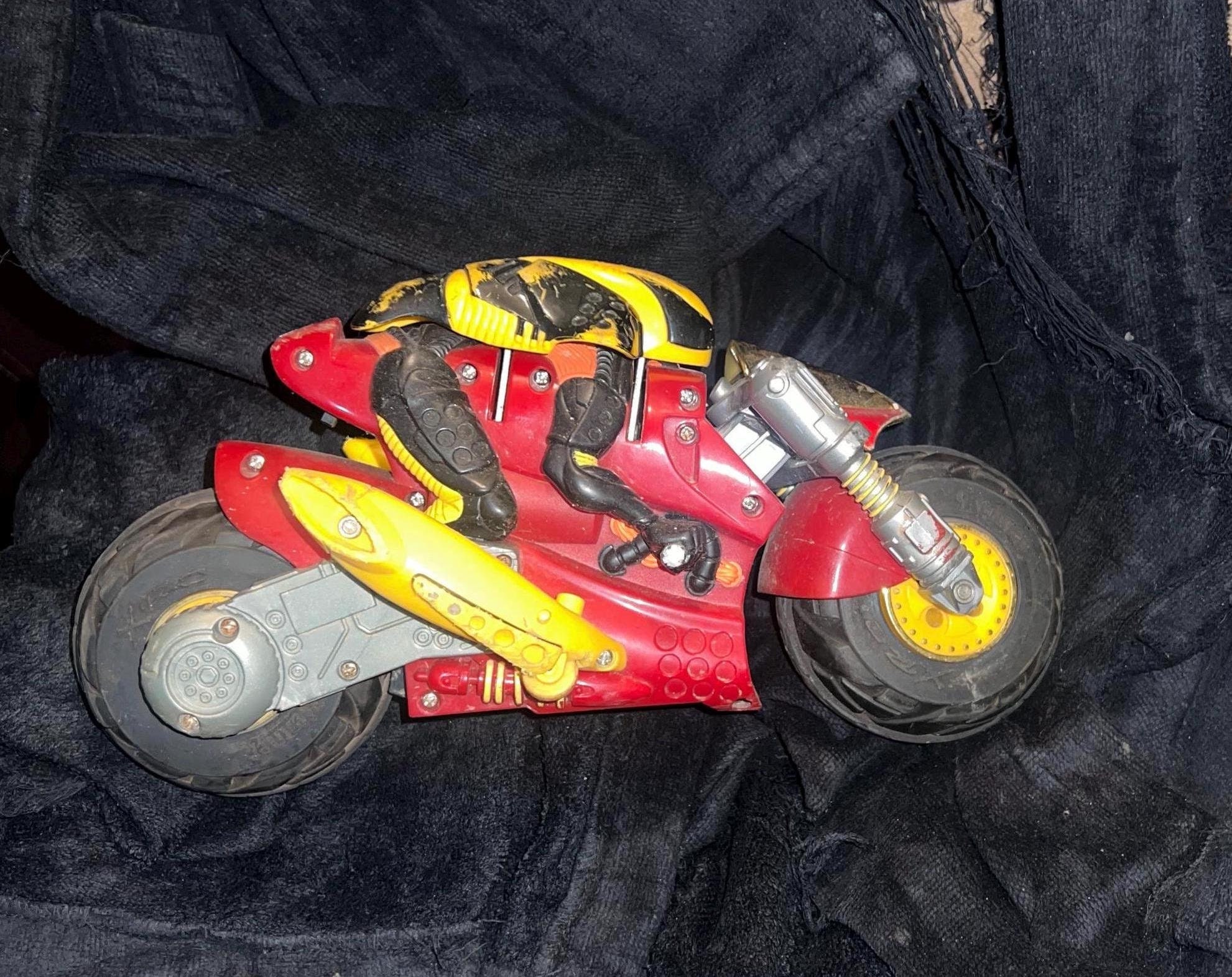 Motorcycle 1995 Kenner XRC Ricochet Stunt Cycle 12