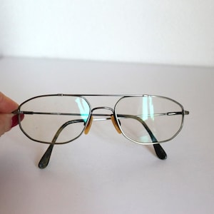 Eschenbach TITANflex glasögonbåge, rektangulära titanbågar i vintagestil, flexibla unisexglasögon i metall