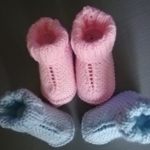 Hand Knitted Baby Booties: Soft Cozy Newborn Gift (0-6 Months)