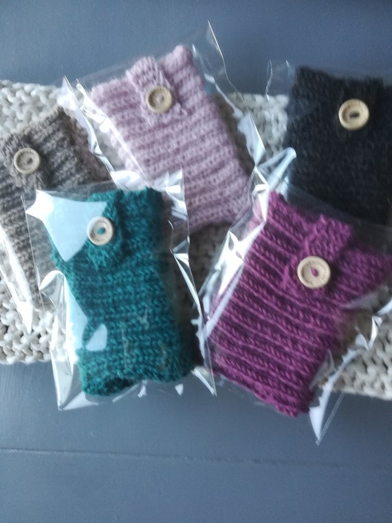 Phone Cover Knitted in Alpaca or Mohair Mix With Wood Button
