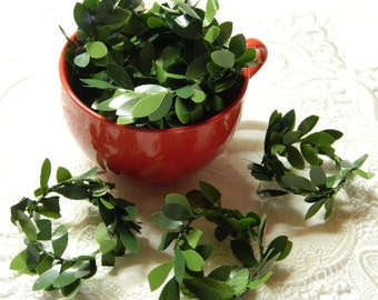 Boxwood leaves Rustic napkin rings Saint Patrick decor, Easter Wedding nature themed, faux leaf, woodland holiday dinner, greenery bridal