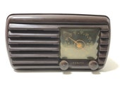 Zenith AM Portable Tube Radio 1940s Model 5-D-611