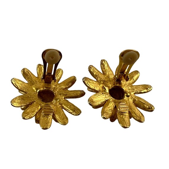Vintage Yellow Gold Tone Daisy Clip On Earrings 3… - image 5