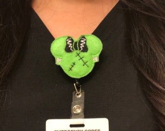 Minnie Halloween / Mickey Badge reel