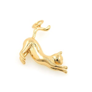 18K Gold Filled Cat Pendant, Cat Charm, 3D Animal Pendant, Cat Jewelry, Cat Necklace, DIY Jewelry Supplies, 28x21.5x5.5mm