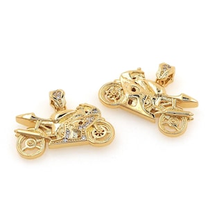 Colgante de motocicleta lleno de oro de 18K, collar de motocicleta Micropavé CZ, encanto de motocicleta de oro, joyas de motocicleta, suministros de joyería de bricolaje, 18x25x4 mm