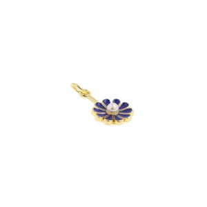 Dije de flor dorada con diseño floral esmaltado y bañado en oro, con centro de perla para bisutería DIY, 10,6 x 16,8 mm