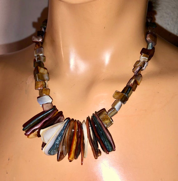 Vintage 1970s/80s Earthy MOP Abalone Shell Beaded… - image 1