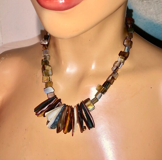 Vintage 1970s/80s Earthy MOP Abalone Shell Beaded… - image 7