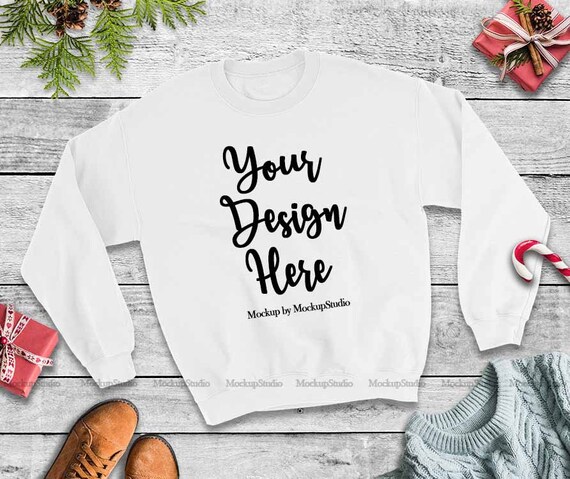 gildan white sweatshirt