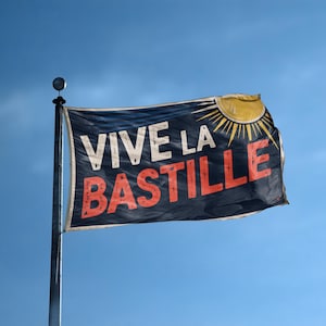 Bandeira Vive La Bastille 3 x 5 pés - 100% poliéster, ilhós de latão, para ambientes internos e externos, banner de dupla ou única face