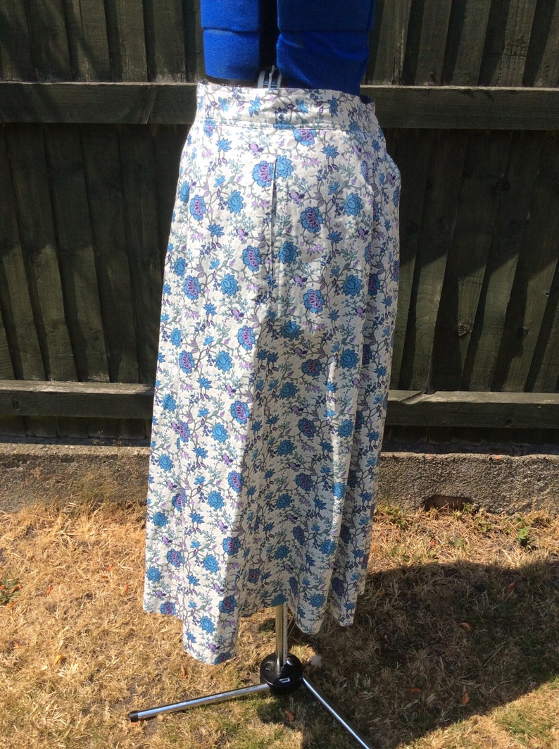 Vintage 70s Womens pleated midi skirt Bild 6