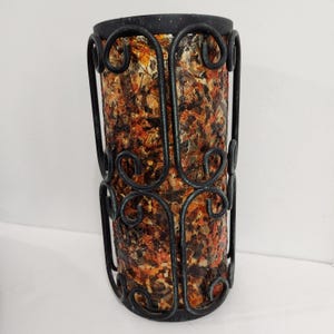 Abat-jour tambour de découpage en résine, vintage des années 1970, dans un cadre décoratif en fer