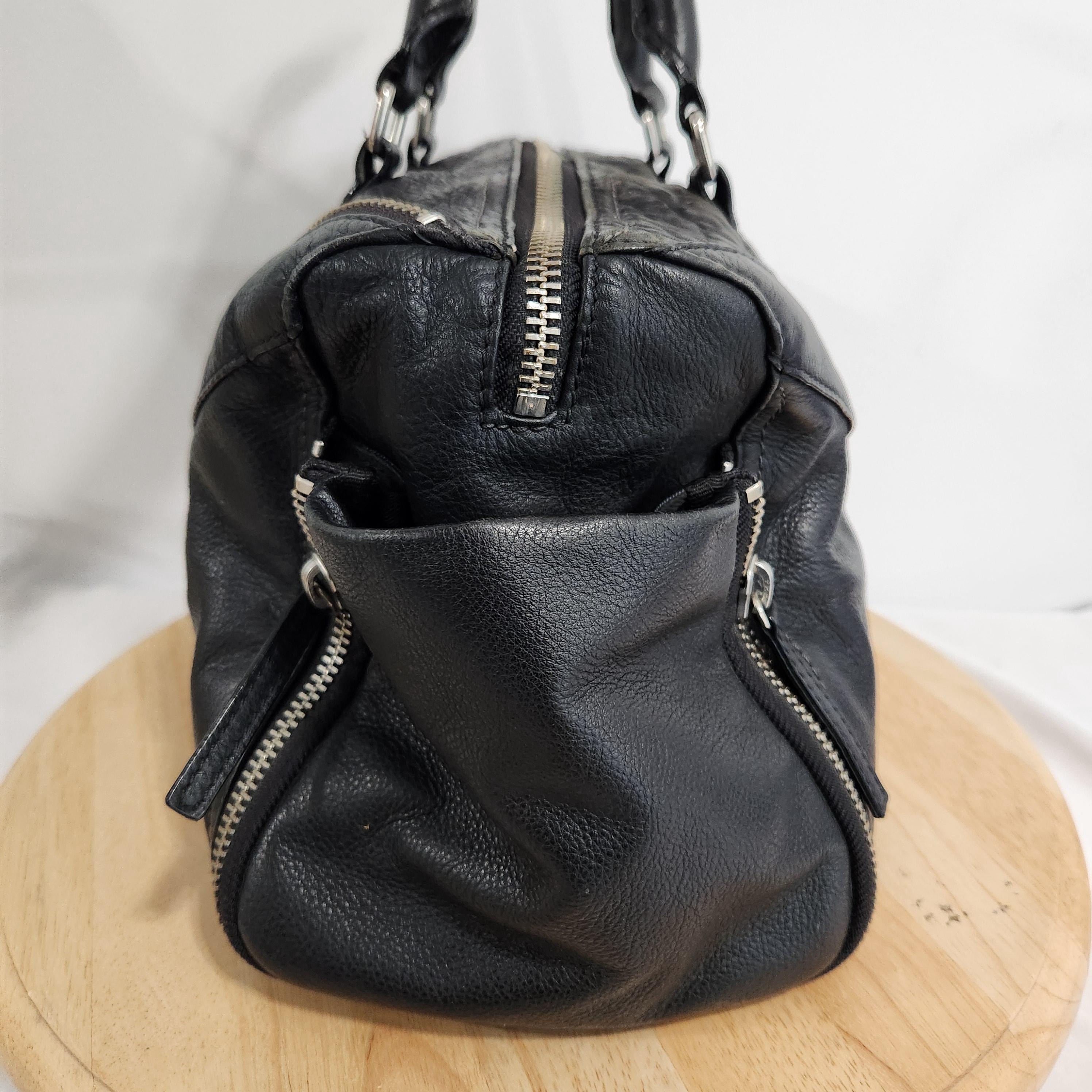Diesel Black Pebbled Leather Boston Bag, Top Handle Zipper Detailing, 2000s, Y2K - Etsy Diesel Black Pebbled Leather Boston Bag, Top Handle Zipper Detailing, 2000s, Y2K - Etsy