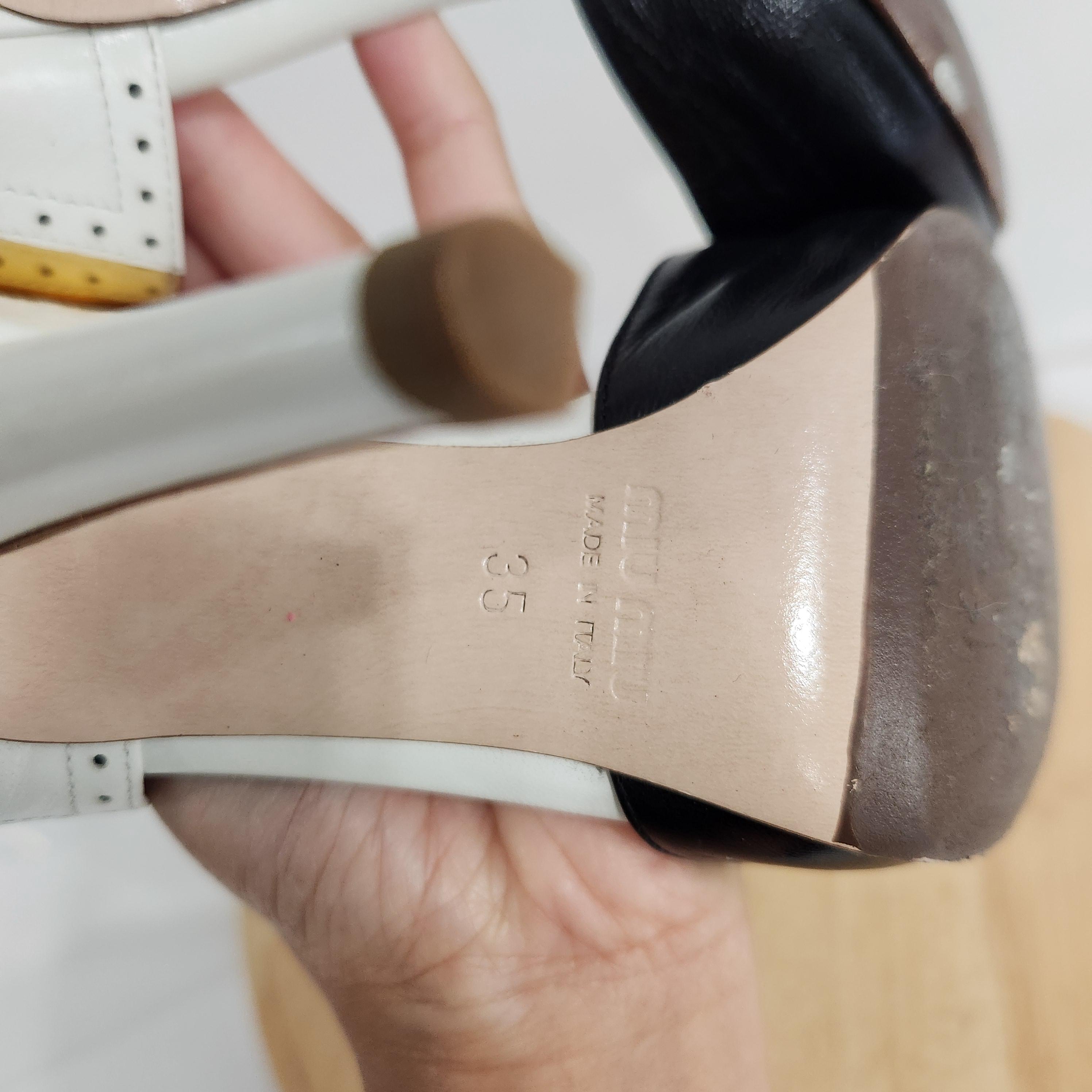 お値下げ致しました❗️MIU MIUパテントレザーオペラシューズ25.5cm