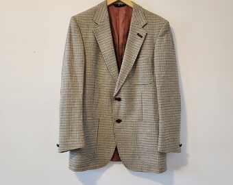 Chaqueta deportiva DAKS de lana con estampado a cuadros, dos botones y coderas, talla 42.