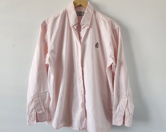 Chemise preppy boutonnée en coton des années 90 avec écusson et logo clairon rose grand