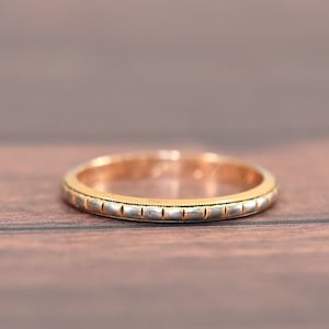 Vintage 14k Yellow Gold Engraved Wedding Band Dated 1940