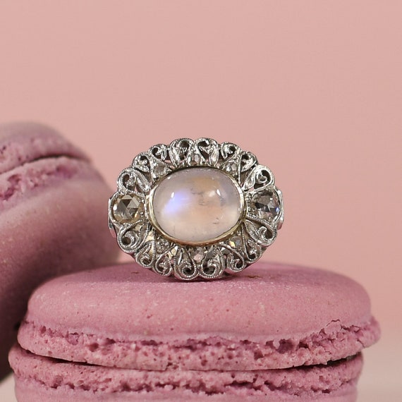 1910's Edwardian 18k 5ct Moonstone Antique Filigre