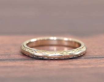 Vintage 14k White Gold Treasure Land Etched Wedding Band