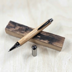 Round Capped Pen in Chrome and Whiskey Barrel Oak