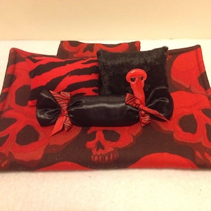 Doll Bedding Set - Black and Red Skulls