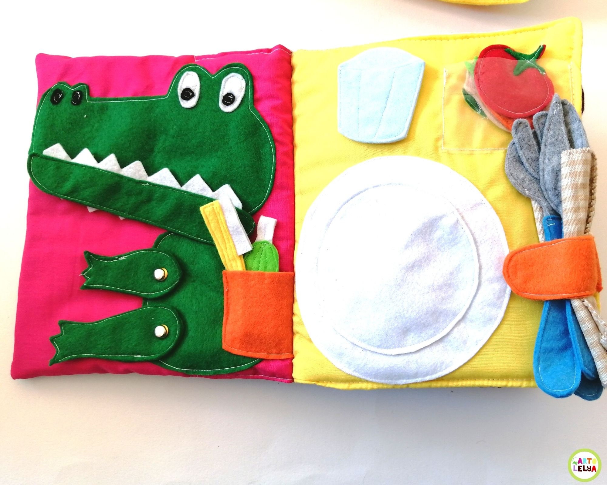 Libro tranquilo 1 año 2 años, juego sensorial para niños de 1 año, libro  táctil con animales, dinosaurios y leones de colores -  México