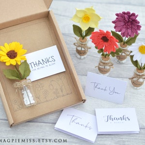 Cadeau de remerciement, cadeau personnalisé pour enseignant, carte de remerciement, cadeau de remerciement de fleurs, ensemble cadeau de mini fleurs, fleur en feutre,